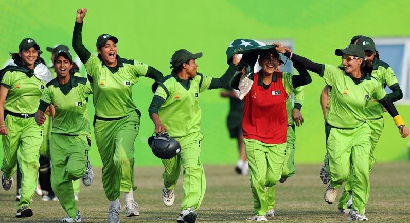 Pakistan Women Cricket Team Won Gold Medal 01