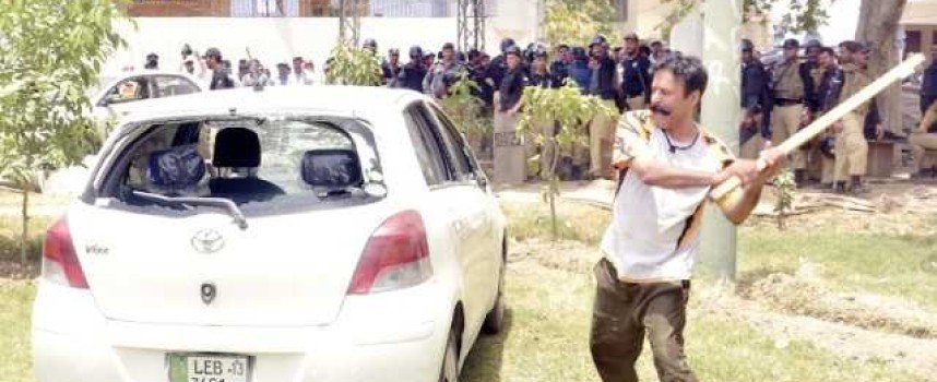 Gullu Butt – Our Political Parties Best Kept Secret Revealed