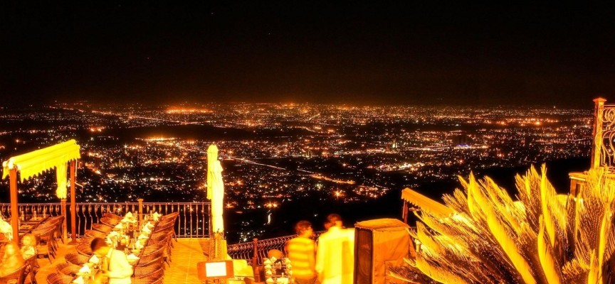 Monal – The Best Restaurant View In The World!