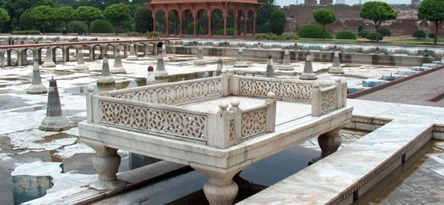 Shalimar Garden – A Retreat for Kings